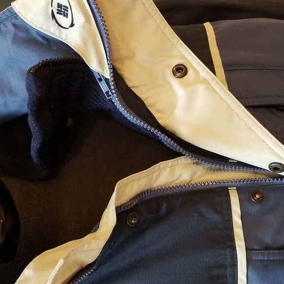 Columbia Two-in-One Ski Jacket - Picture 3 of 8